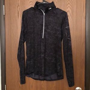 Under Armour pullover